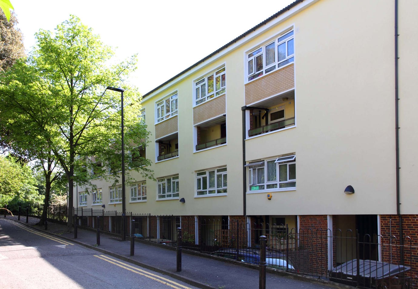 Lawtech Group - UK - Energy Efficiency - Holly Park (2)
