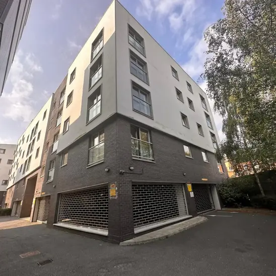 casestudy image for 59 - 90 Maidstone Road